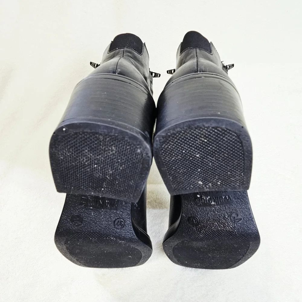 Walking Co Black Leather Square Toe Block Heel Ankle Boot 6.5 90s Y2K Minimalist